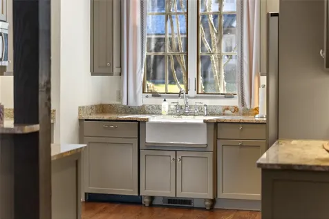 25 Old Edwards Circle Highlands NC 28741