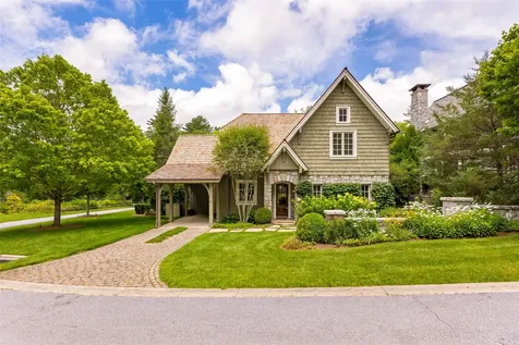 25 Old Edwards Circle Highlands NC 28741