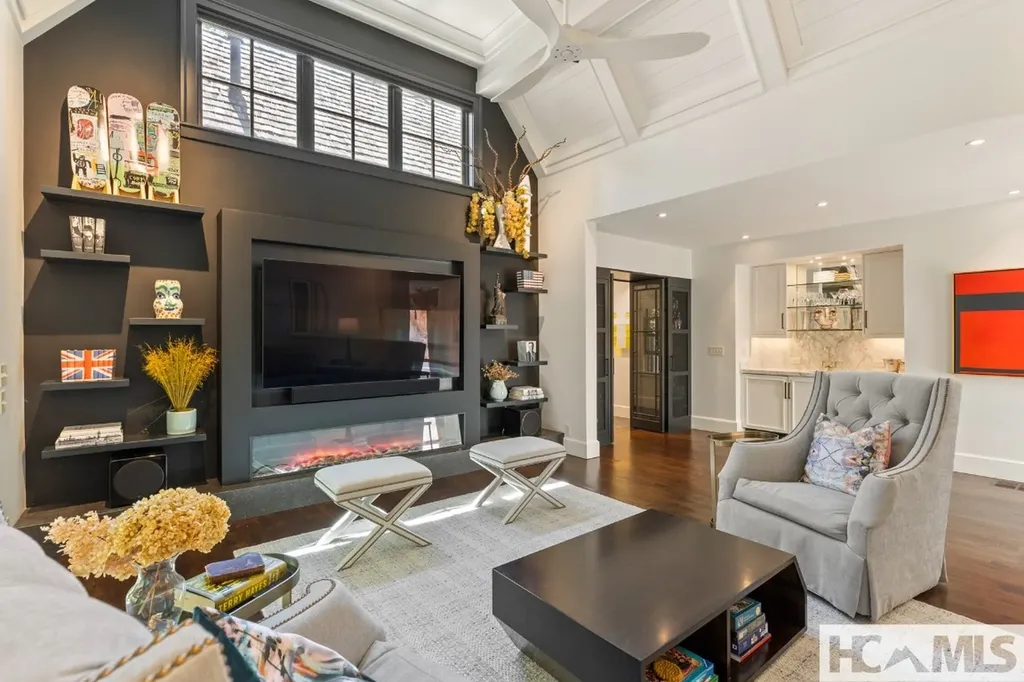 2071 High Mountain Drive Cashiers NC 28717