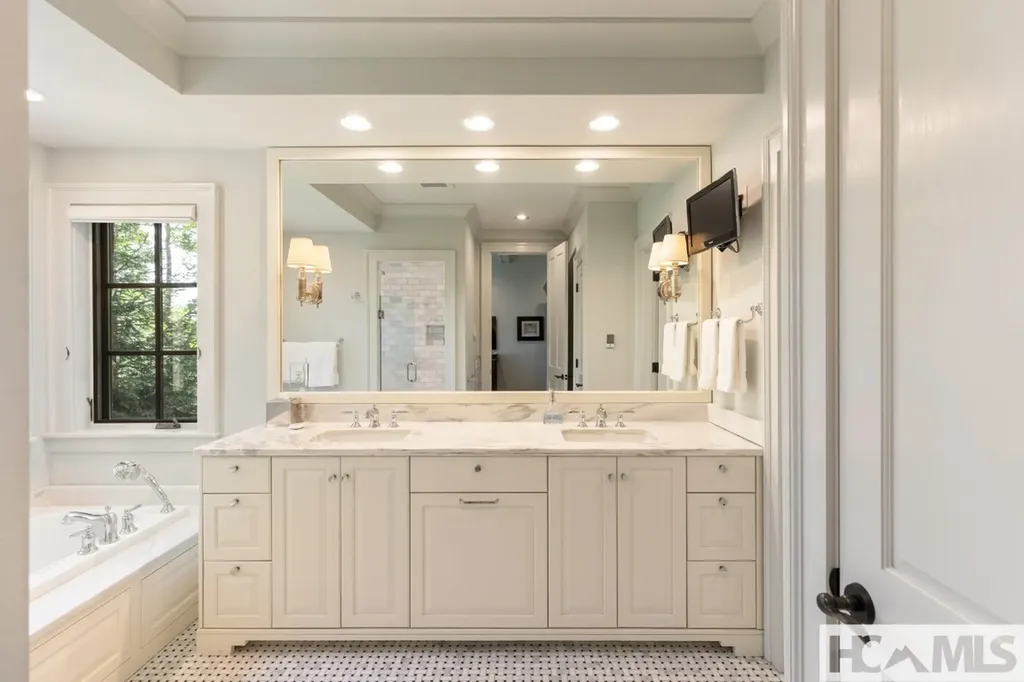 2071 High Mountain Drive Cashiers NC 28717