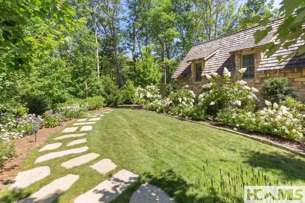 2071 High Mountain Drive Cashiers NC 28717