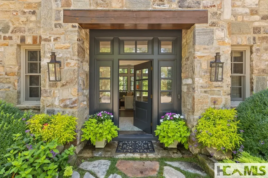 2071 High Mountain Drive Cashiers NC 28717