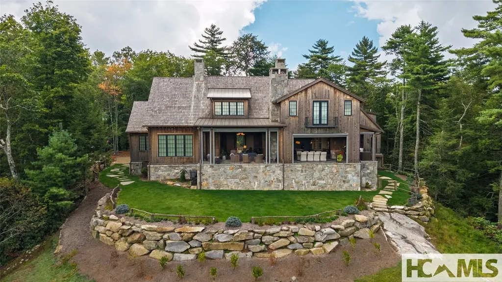 586 Mountain Meadow Lane Cashiers NC 28717