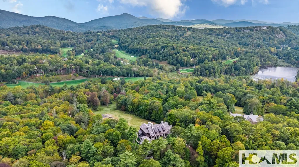 586 Mountain Meadow Lane Cashiers NC 28717