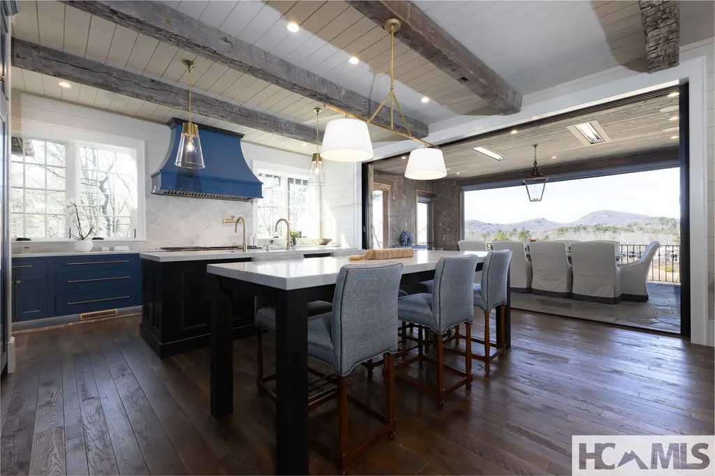 586 Mountain Meadow Lane Cashiers NC 28717