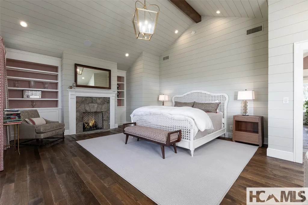 586 Mountain Meadow Lane Cashiers NC 28717