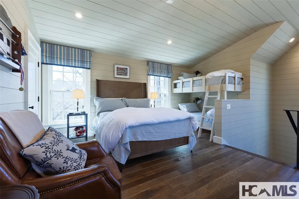 586 Mountain Meadow Lane Cashiers NC 28717