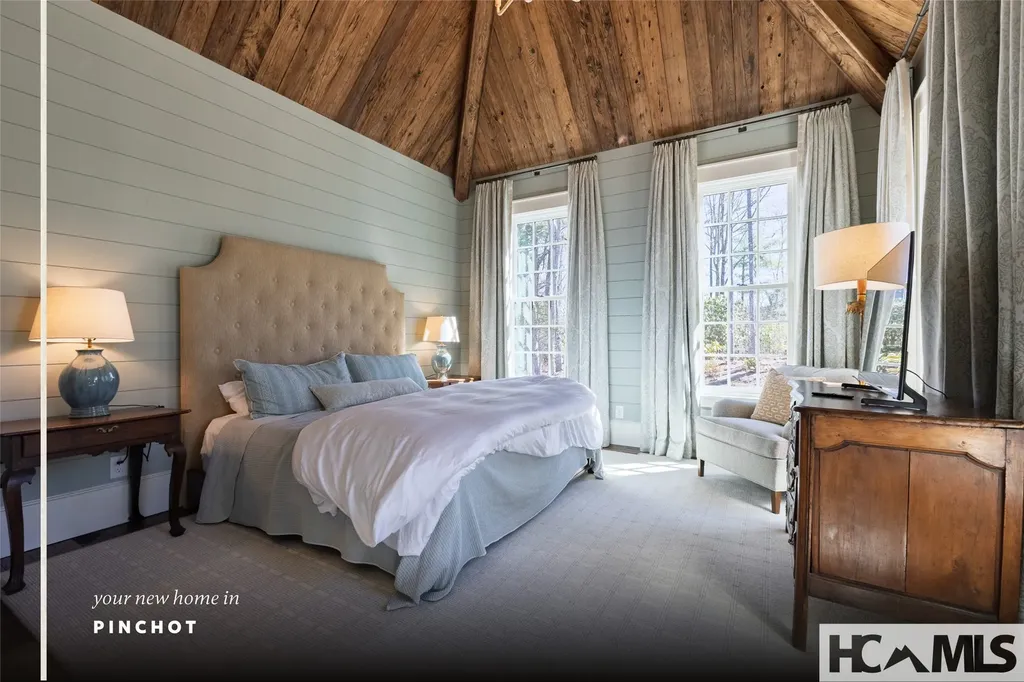 586 Mountain Meadow Lane Cashiers NC 28717