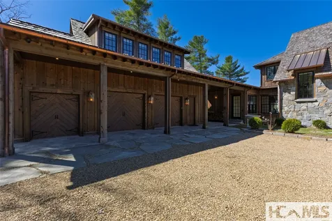 586 Mountain Meadow Lane Cashiers NC 28717