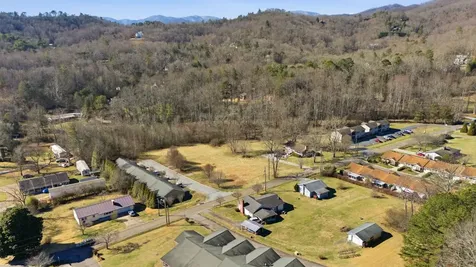 520 Baird Cove Road Franklin NC 28734