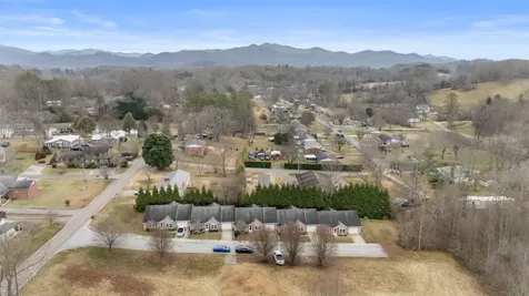 520 Baird Cove Road Franklin NC 28734