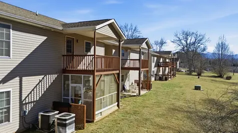 520 Baird Cove Road Franklin NC 28734