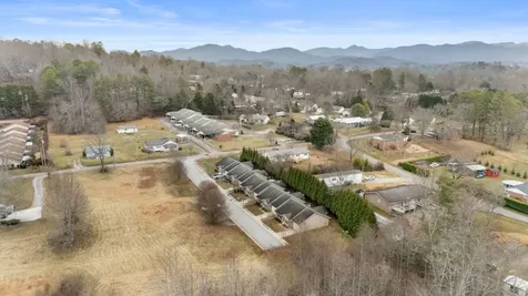 520 Baird Cove Road Franklin NC 28734