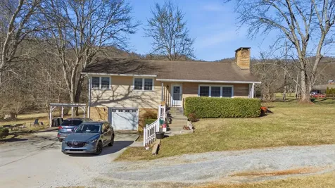 520 Baird Cove Road Franklin NC 28734