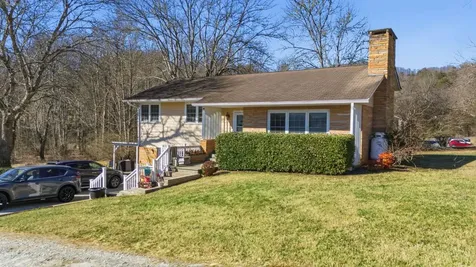 520 Baird Cove Road Franklin NC 28734