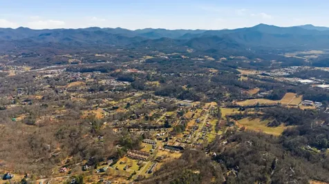 520 Baird Cove Road Franklin NC 28734