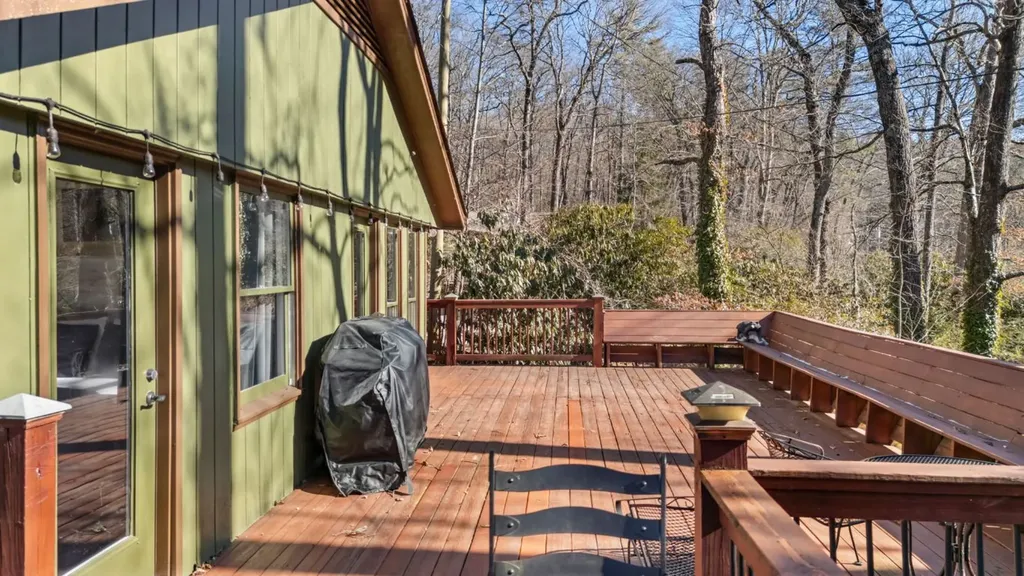 1185 Leonard Road Highlands NC 28741
