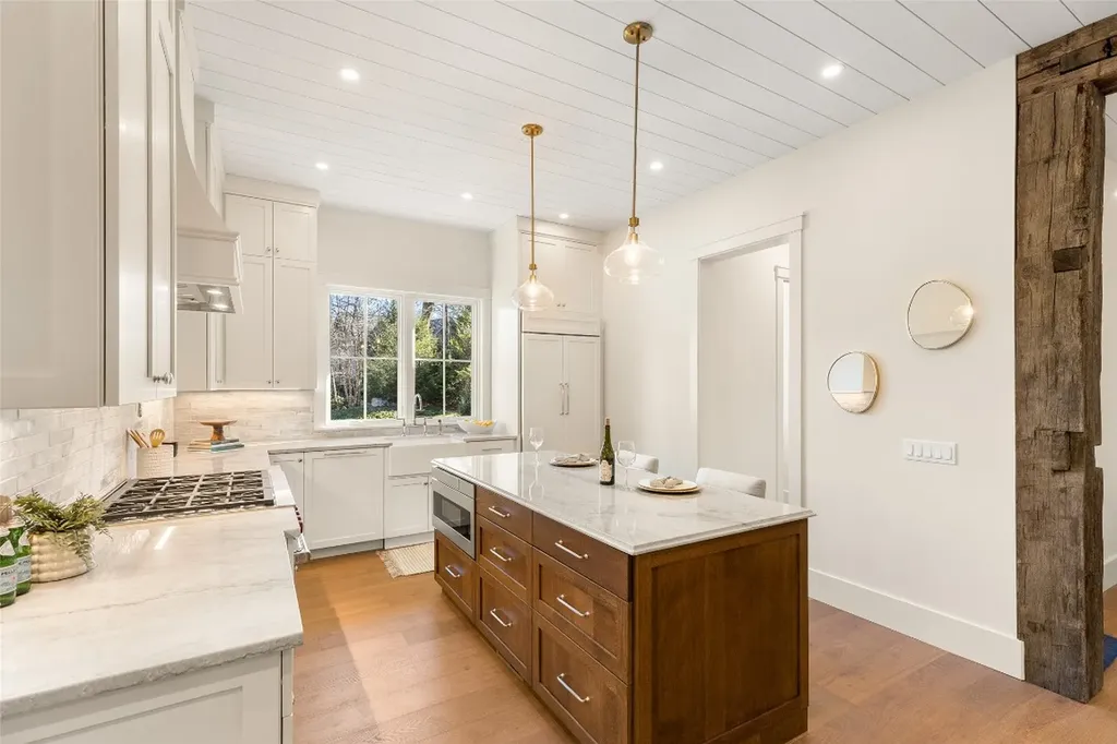 25 Hemlock Ridge Highlands NC 28741