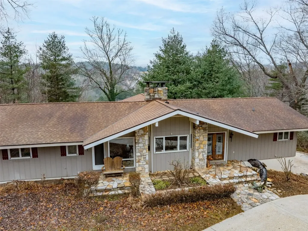 274 Whetstone Gap Road Lake Toxaway NC 28747
