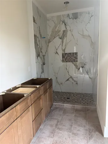 143 E Rochester Cashiers NC 28717