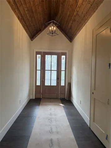 143 E Rochester Cashiers NC 28717