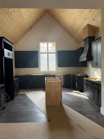 143 E Rochester Cashiers NC 28717