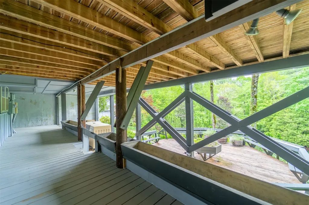 33/57 W Village Way Sapphire NC 28774