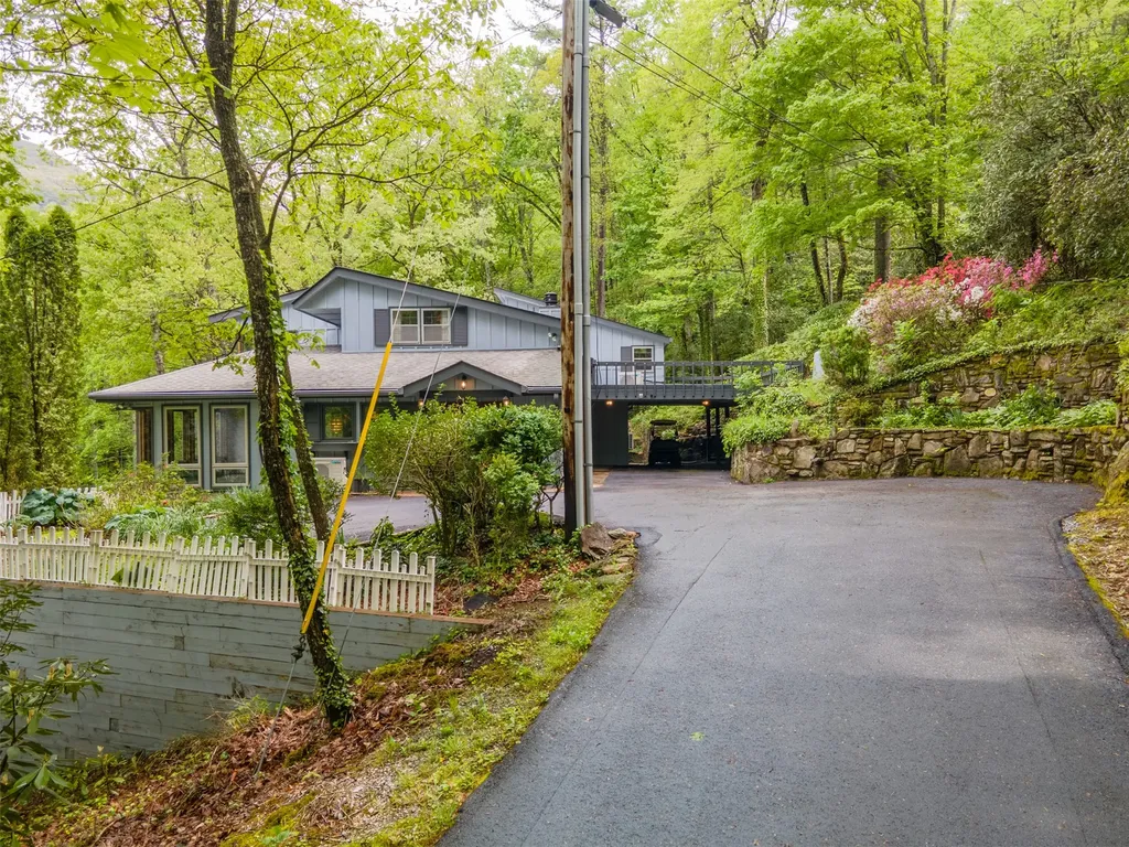 33/57 W Village Way Sapphire NC 28774