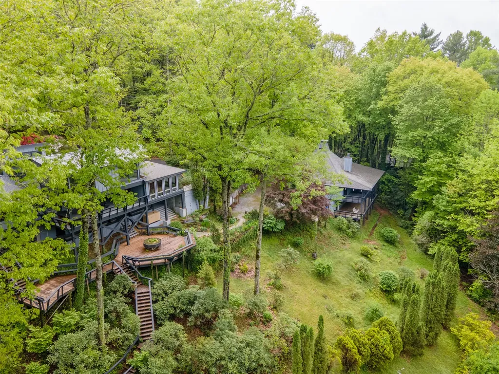 33/57 W Village Way Sapphire NC 28774