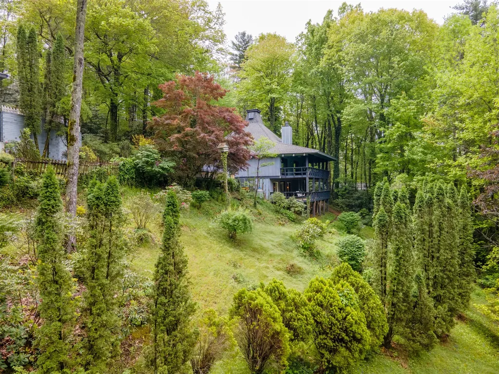 33/57 W Village Way Sapphire NC 28774