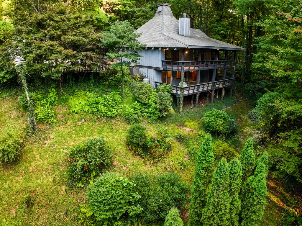 33/57 W Village Way Sapphire NC 28774