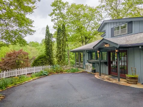 33/57 W Village Way Sapphire NC 28774