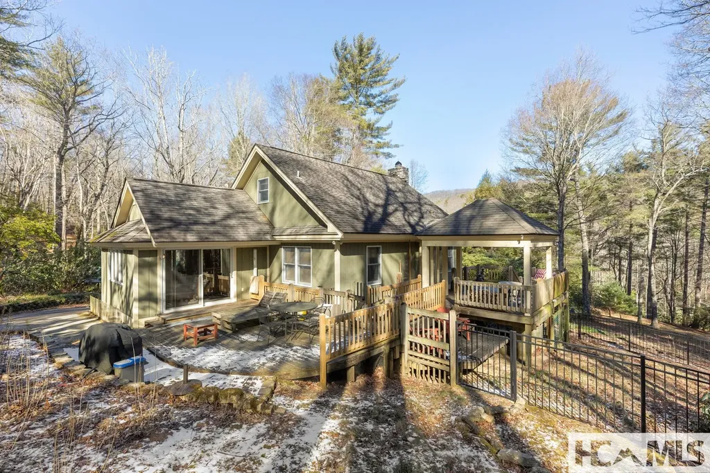 7330 S Highway 107 Cashiers NC 28717