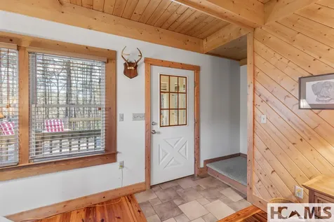 7330 S Highway 107 Cashiers NC 28717