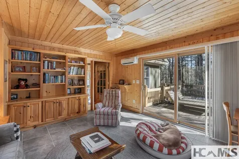 7330 S Highway 107 Cashiers NC 28717