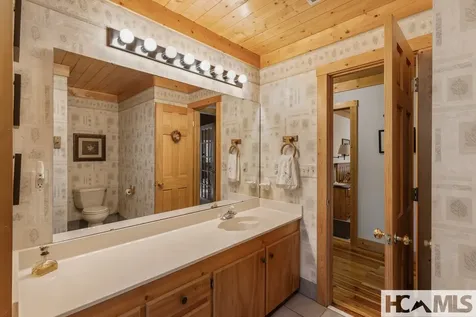 7330 S Highway 107 Cashiers NC 28717