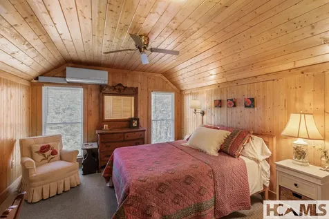 7330 S Highway 107 Cashiers NC 28717