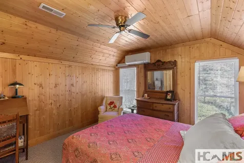 7330 S Highway 107 Cashiers NC 28717