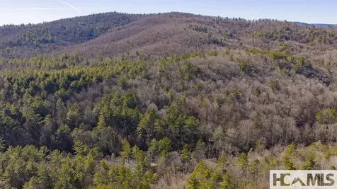 7330 S Highway 107 Cashiers NC 28717