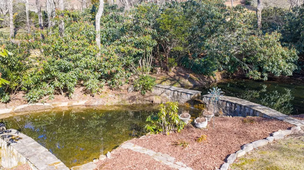 734 King Gap Road Highlands NC 28741