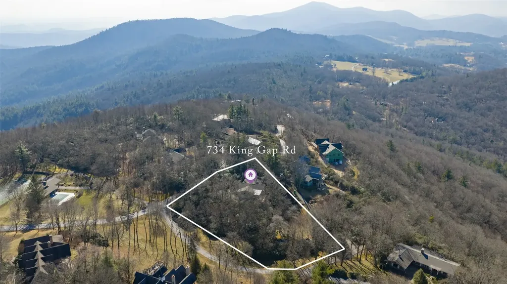 734 King Gap Road Highlands NC 28741