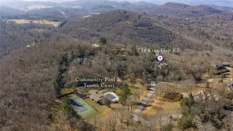 734 King Gap Road Highlands NC 28741
