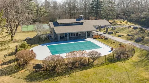 734 King Gap Road Highlands NC 28741