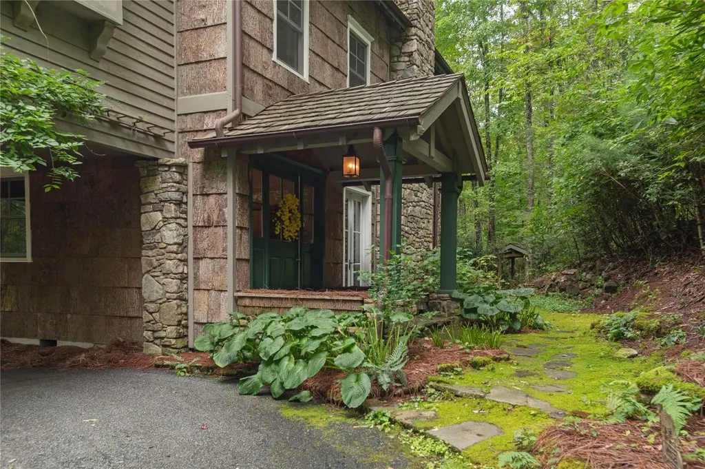 70 Mallet Mountain Way Cashiers NC 28717