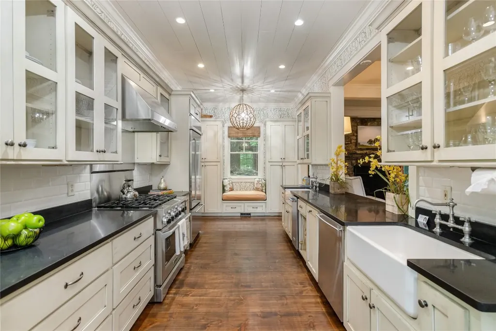 70 Mallet Mountain Way Cashiers NC 28717