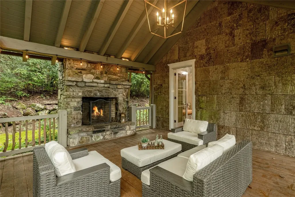 70 Mallet Mountain Way Cashiers NC 28717