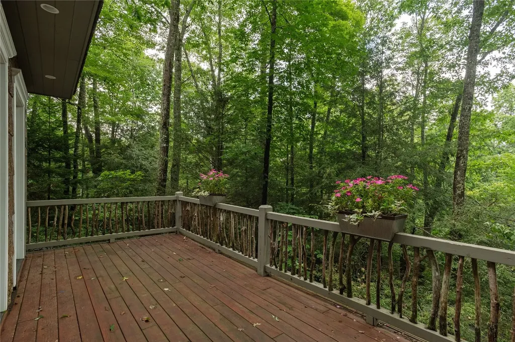 70 Mallet Mountain Way Cashiers NC 28717