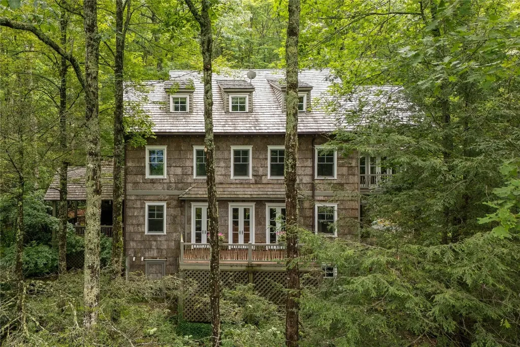 70 Mallet Mountain Way Cashiers NC 28717