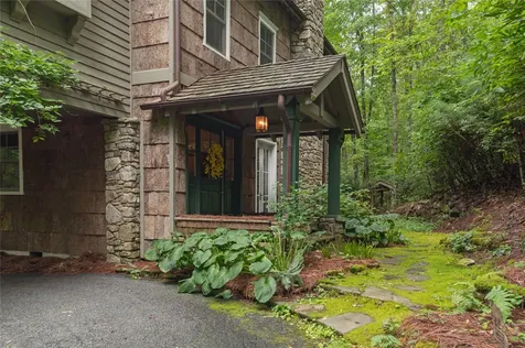 70 Mallet Mountain Way Cashiers NC 28717