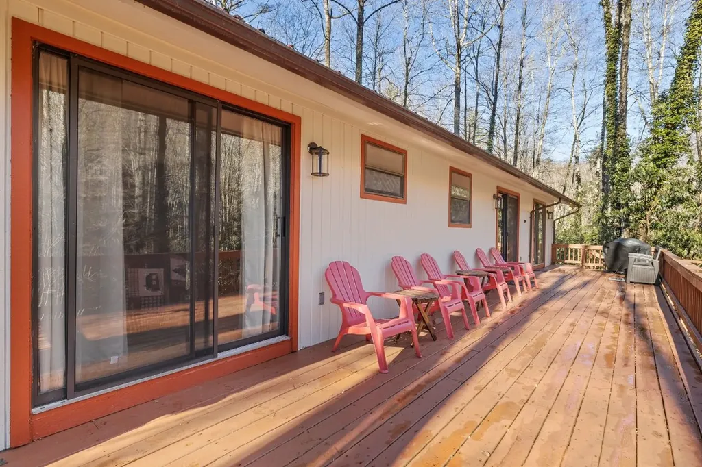 1514 W Christy Trail Sapphire NC 28774